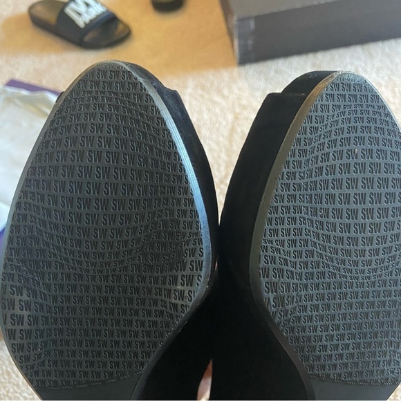 Stuart Weitzman Black Suede Turnover Platform Heel - Picture 12 of 14